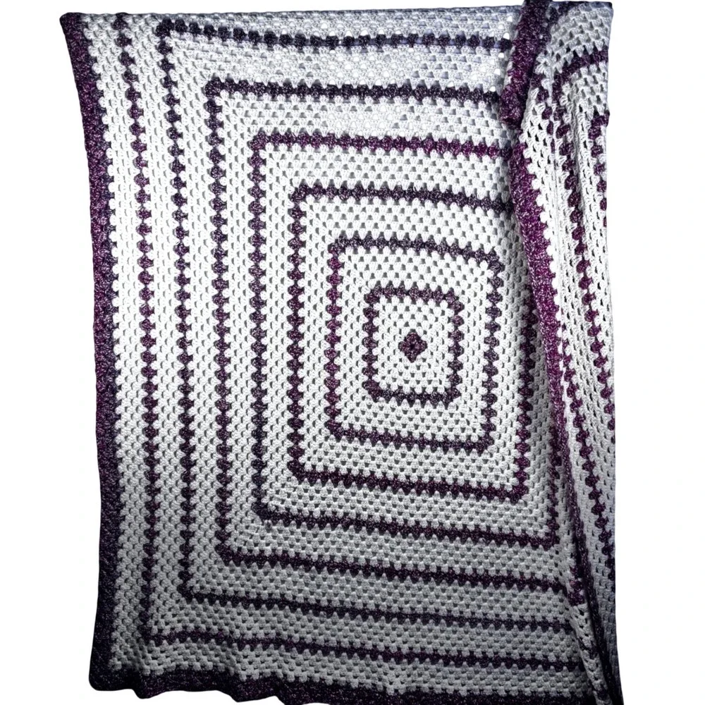 Handmade Crochet Granny Square‎ Blanket White Purple Variegated Afghan 58x54